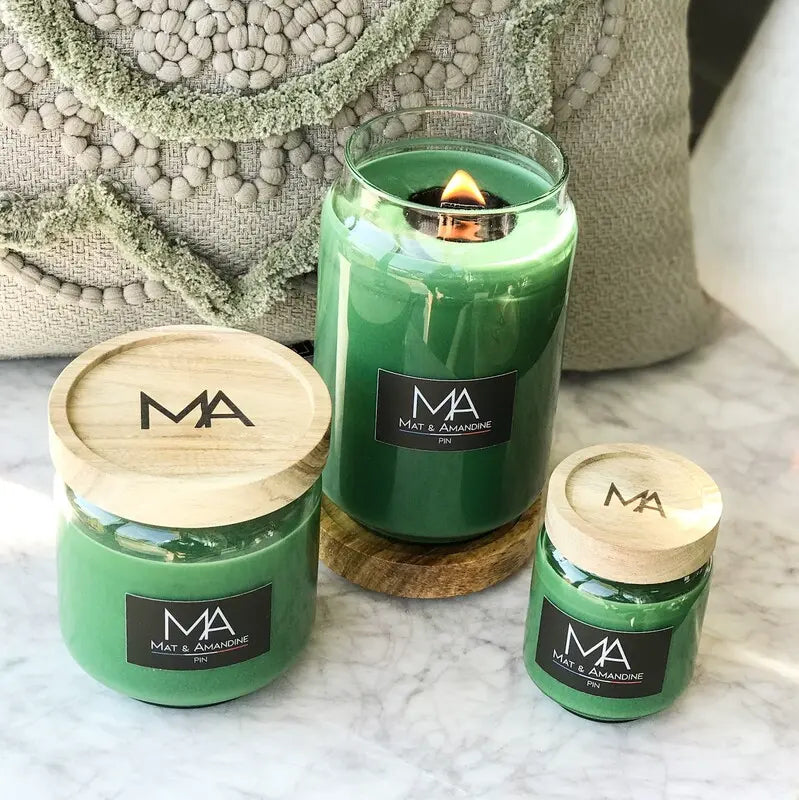 La bougie parfumée Pin en hiver